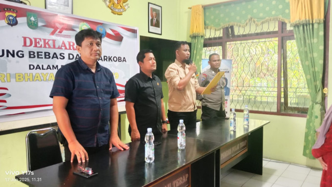Desa Pulau Terap Gelar Deklarasi Kampung Anti Narkoba Bersama Polres Kampar